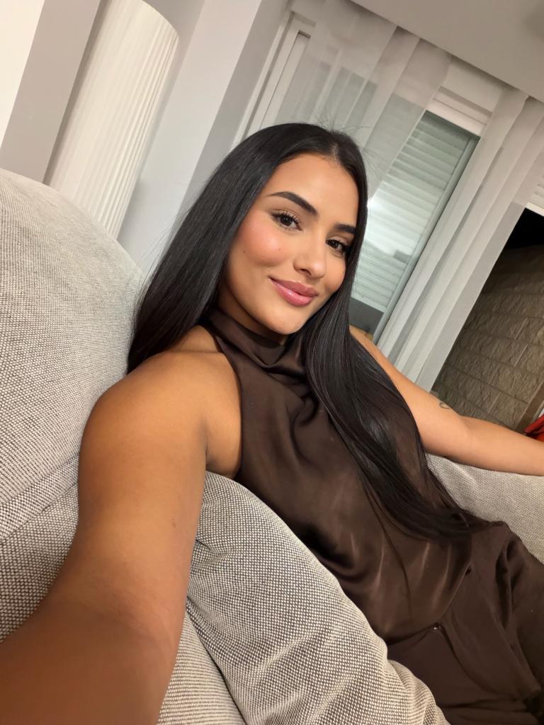 607362538: Chica busca chico en Zaragoza