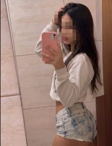 673326255: Chica busca chico en Málaga