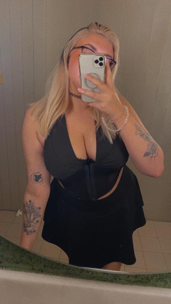 623992924: Chica busca chico en Barcelona