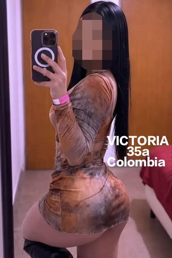 742006948: Chica busca chico en Madrid