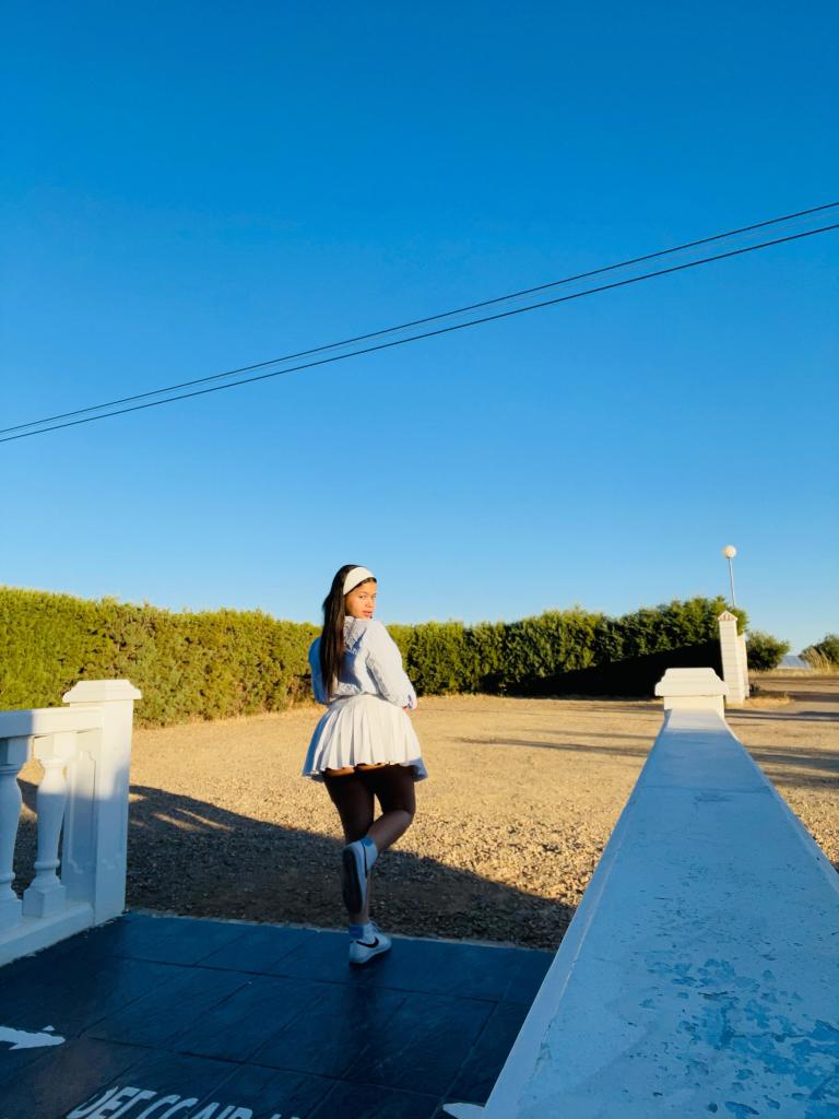 Chica busca chico en Sevilla: 