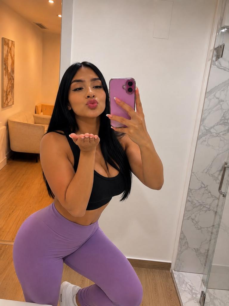 Chica busca chico en Sevilla: 