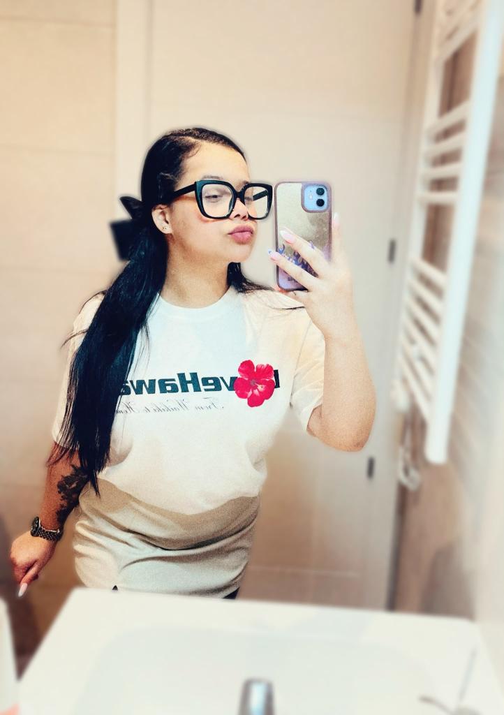Chica busca chico en Sevilla: 
