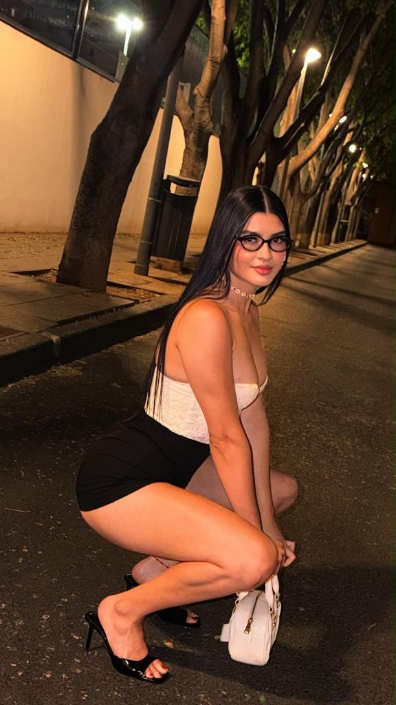 Chica busca chico en Mallorca: 