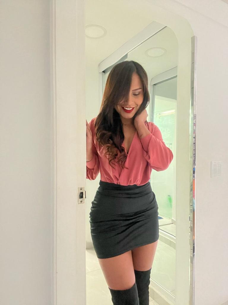 Chica busca chico en Sevilla: 