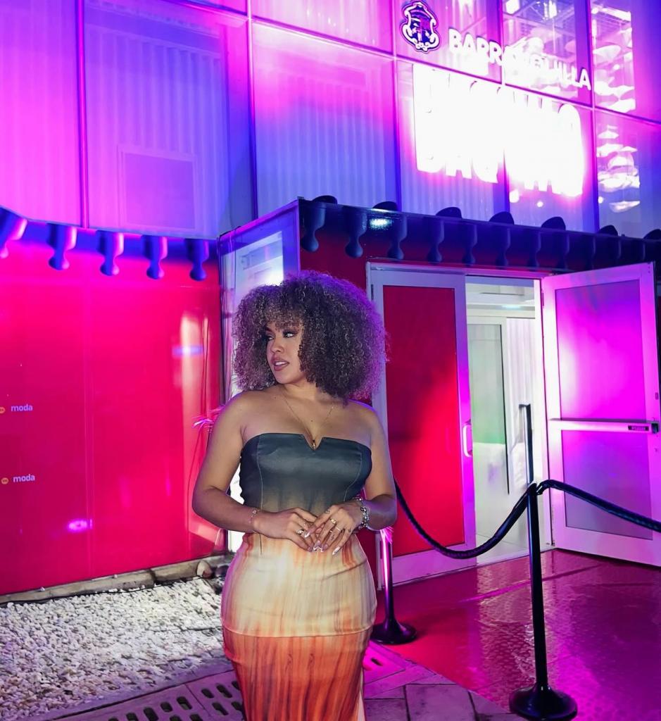 Chica busca chico en Almería: 