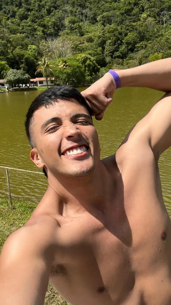 607019671: Chico busca chica en Barcelona