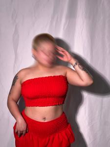 643320877: Chica busca chico en Granada