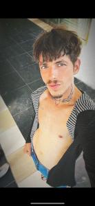 653393080: Chico busca chica en Málaga