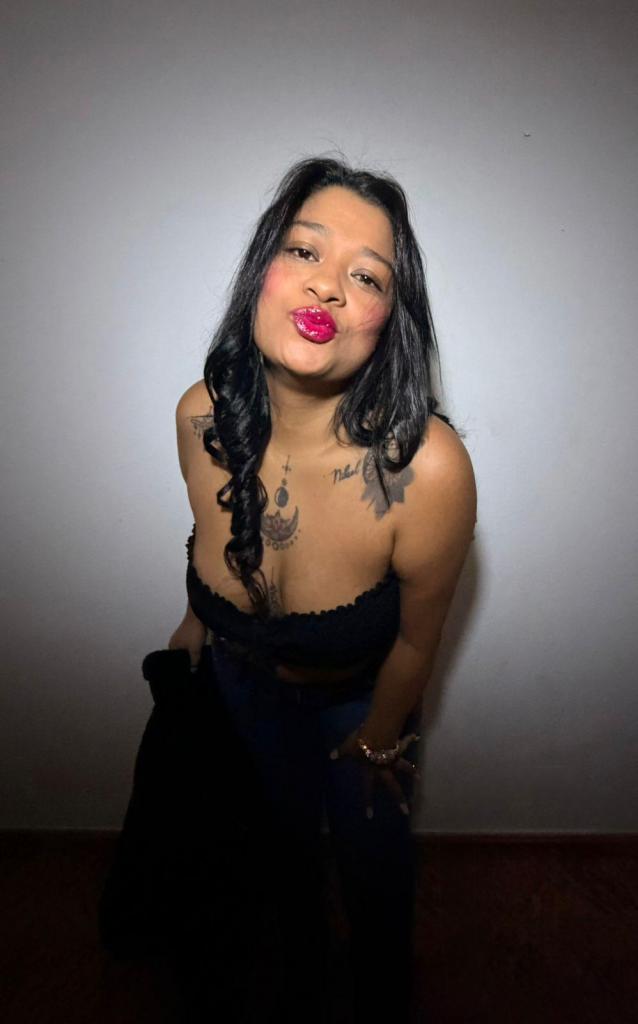 Chica busca chico en Madrid: Chica busca chico