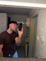 653046514: Chico busca chica en Madrid