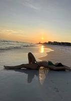 672114108: Chica busca chico en Barcelona