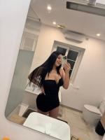 615217192: Chica busca chico en Barcelona
