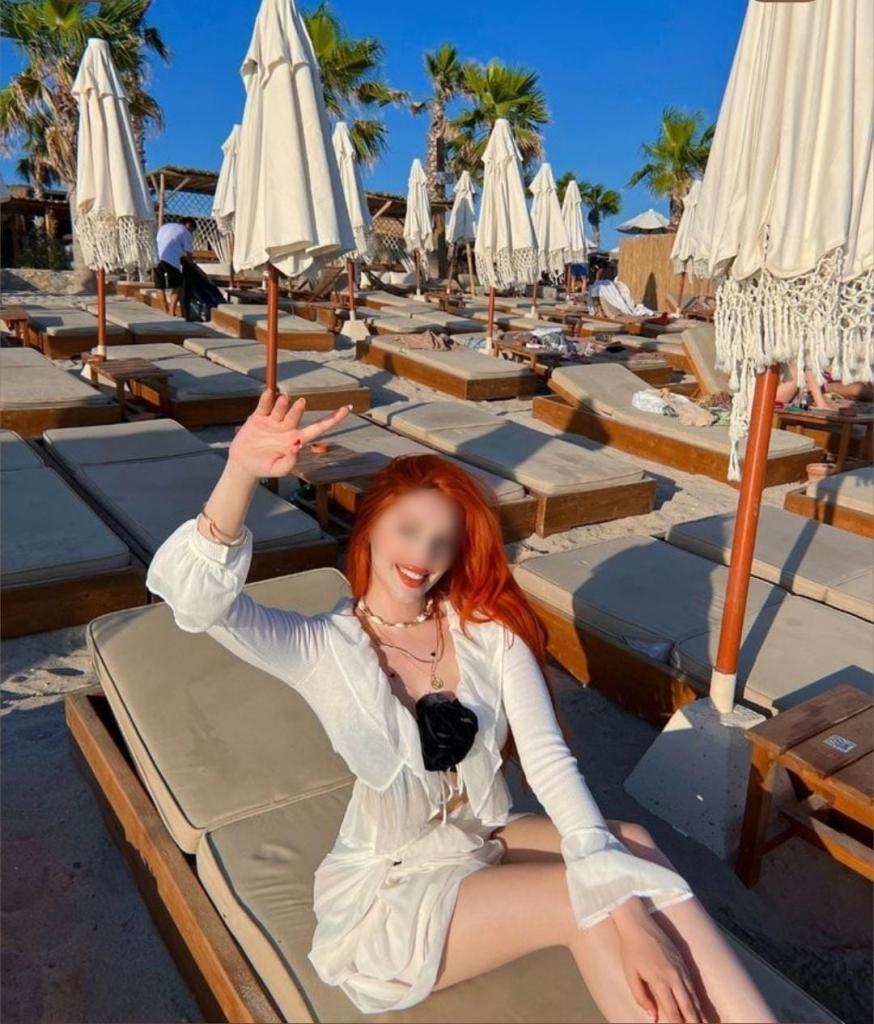 621384305: Chica busca chico en Málaga