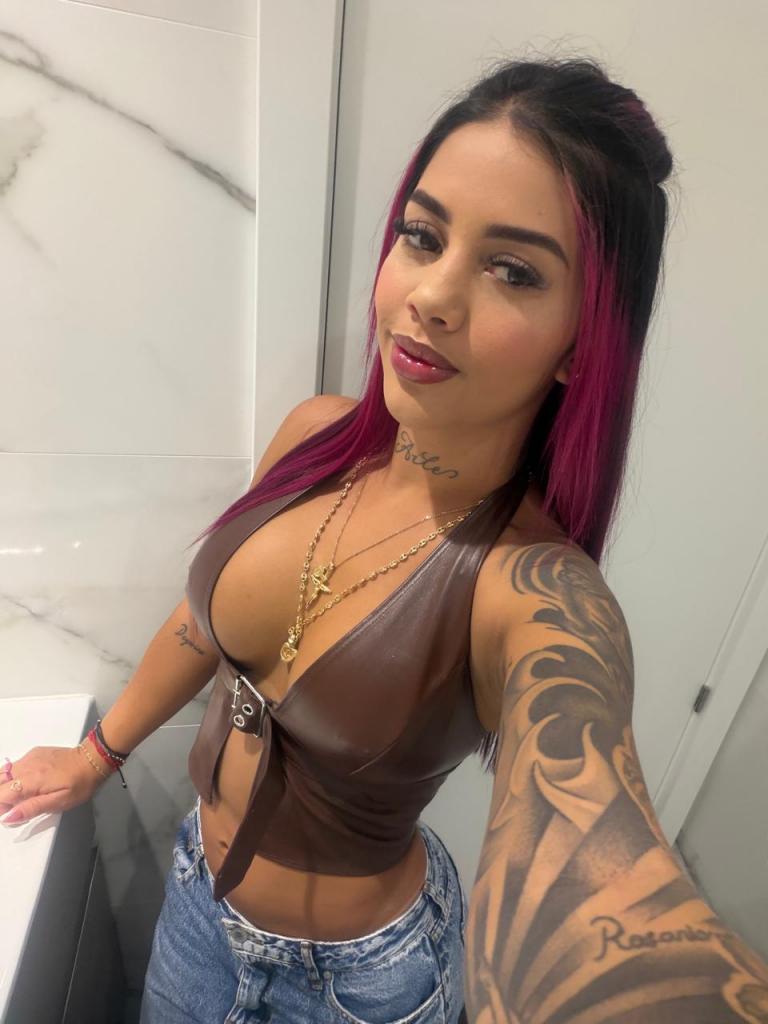602437491: Chica busca chico en Málaga