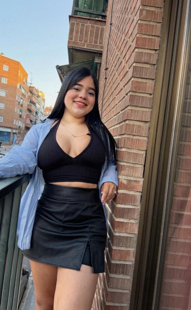 674927492: Chica busca chico en Madrid