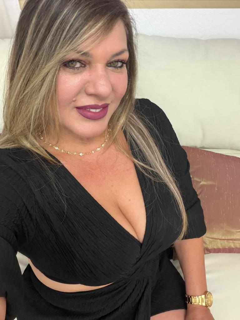613752646: Chica busca chico en Valencia