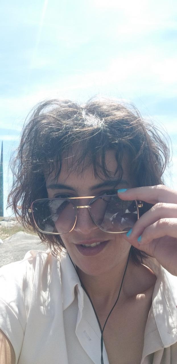 638861425: Chica busca chico en La Coruña