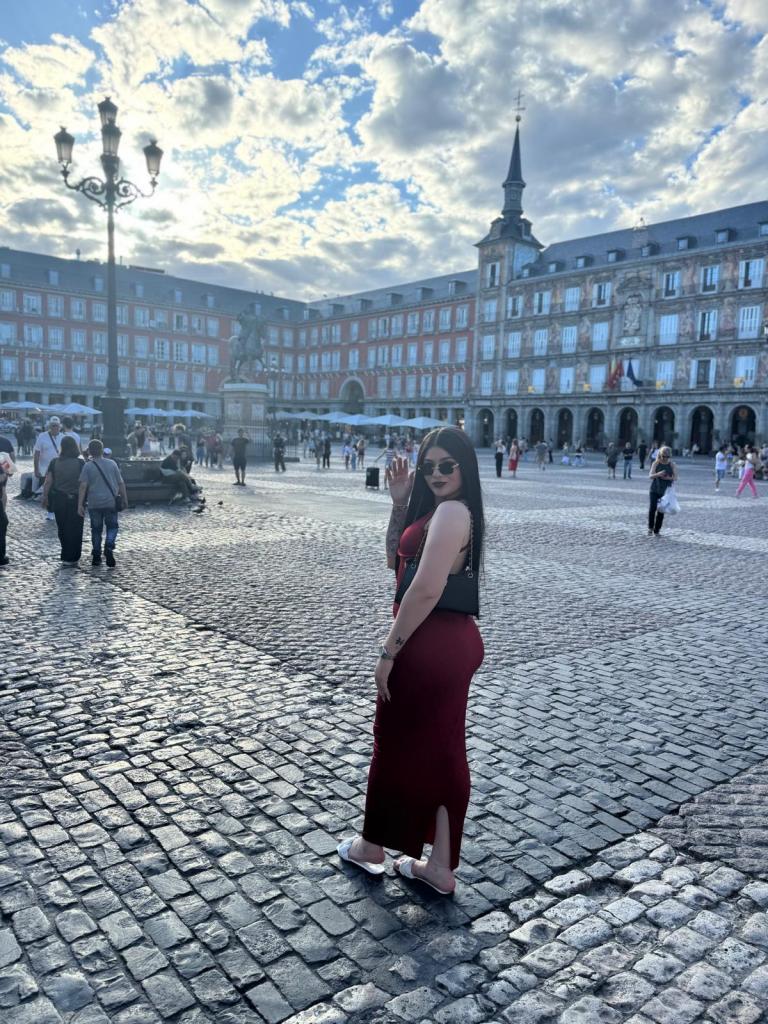 632230490: Chica busca chico en Málaga