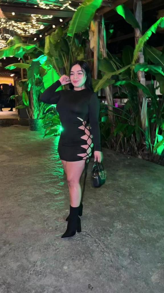 664299267: Chica busca chico en Cádiz