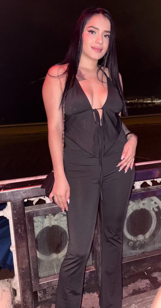 Chica busca chico en Valencia: Chica busca chico