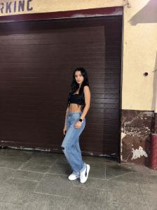 604298121: Chica busca chico en Guipúzcoa