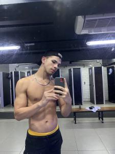 614773655: Chico busca chica en Madrid
