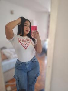 633384083: Chica busca chico en Granada