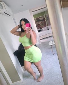 633384083: Chica busca chico en Granada