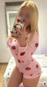 632876233: Chica busca chico en Sevilla