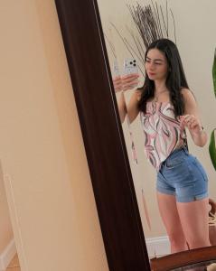 611387634: Chica busca chico en La Coruña