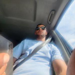 637014243: Chico busca chica en Granada