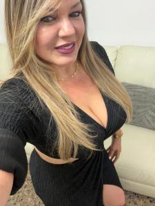 613752646: Chica busca chico en Valencia