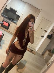 673457861: Chica busca chico en Ibiza