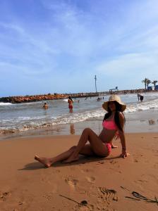 672816736: Chica busca chico en Granada