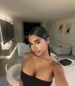 612448556: Chica busca chico en Málaga