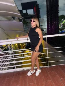 641805592: Chica busca chico en Cádiz
