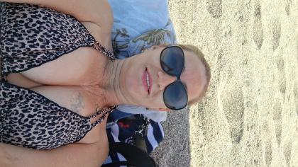 604885078: Chica busca chico en Almería