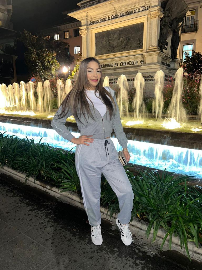 Chica busca chico en Granada: 