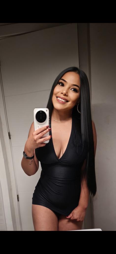 614980305: Chica busca chico en La Coruña
