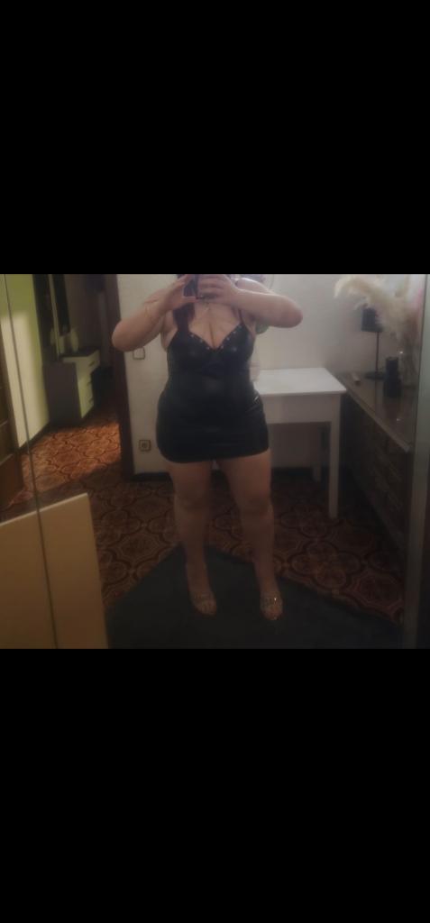 632858251: Chica busca chico en Barcelona