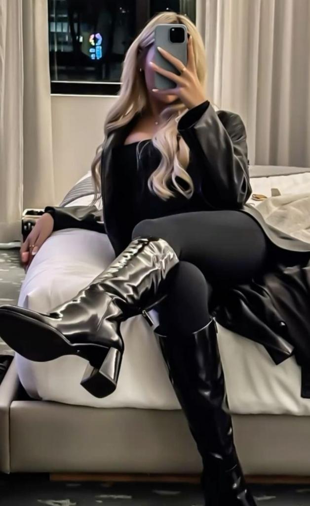 Chica busca chico en Zaragoza: Chica busca chico