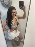 687445217: Chica busca chico en Madrid