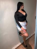 633687749: Chica busca chico en Barcelona