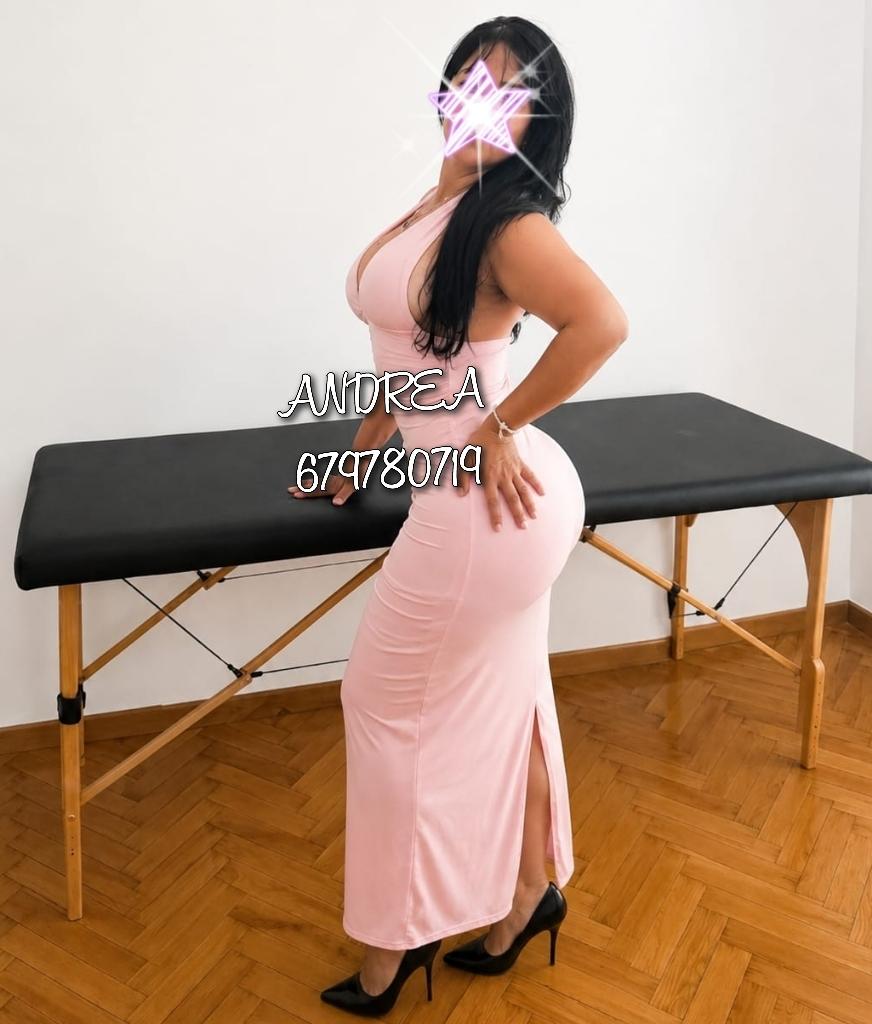 679780719: Chica busca chico en León