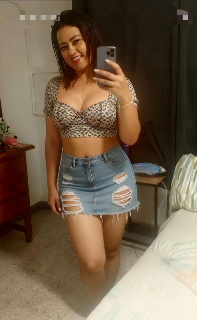 653266834: Chica busca chico en Sevilla