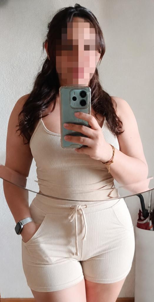 695169146: Chica busca chico en Madrid