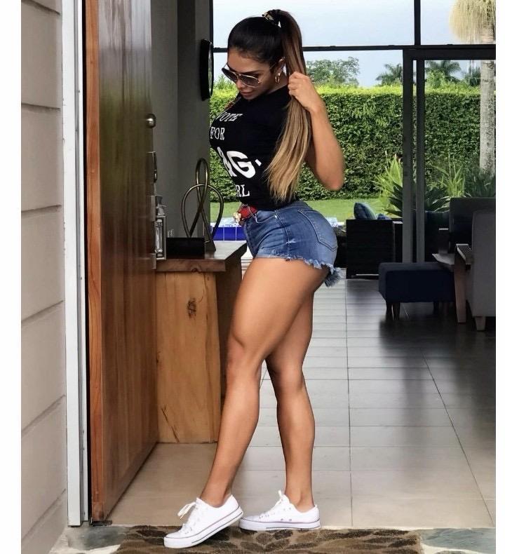 643146954: Chica busca chico en Huesca