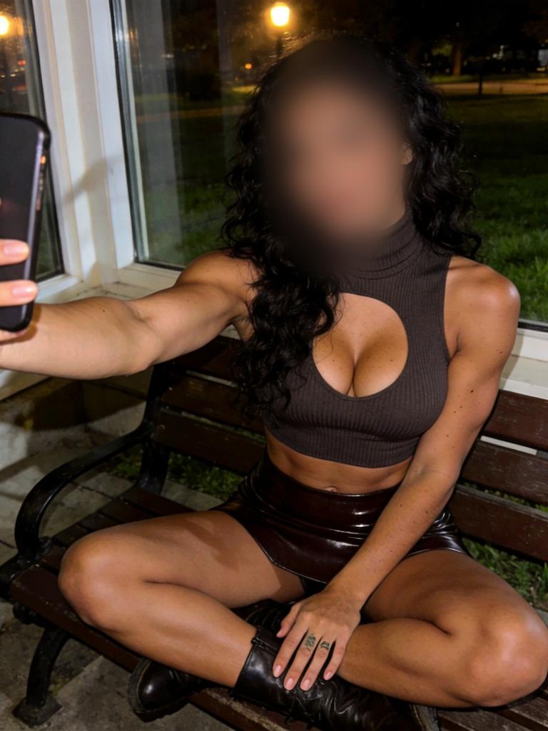 Chica busca chico en Castellón: 
