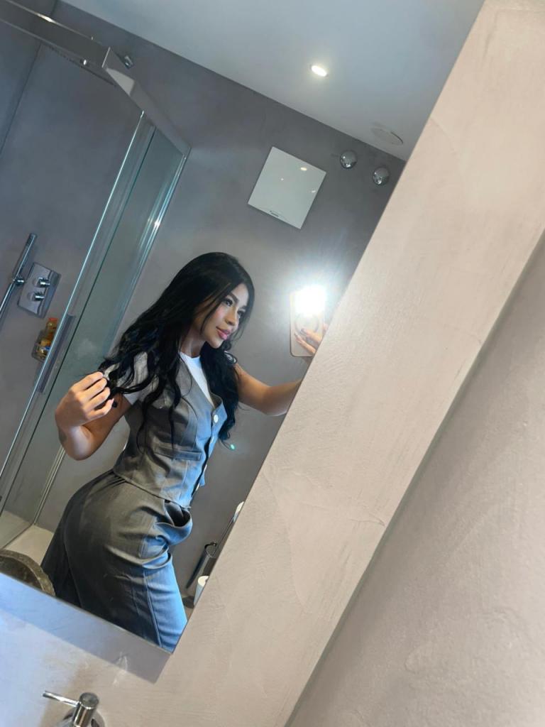 Chica busca chico en Alicante: 